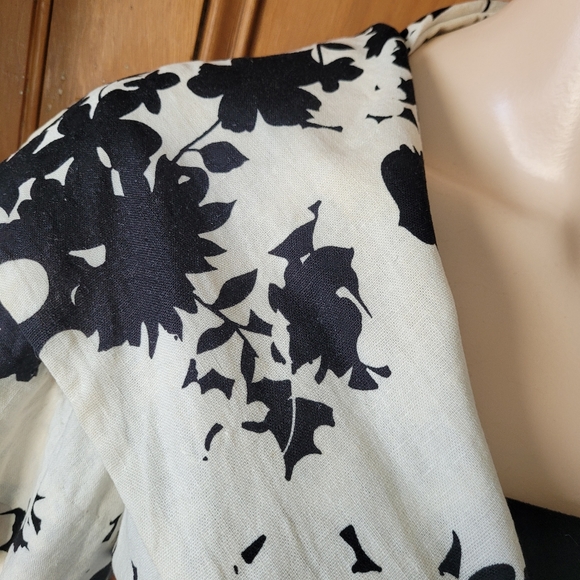 Vintage Linen Blazer - Picture 10 of 11